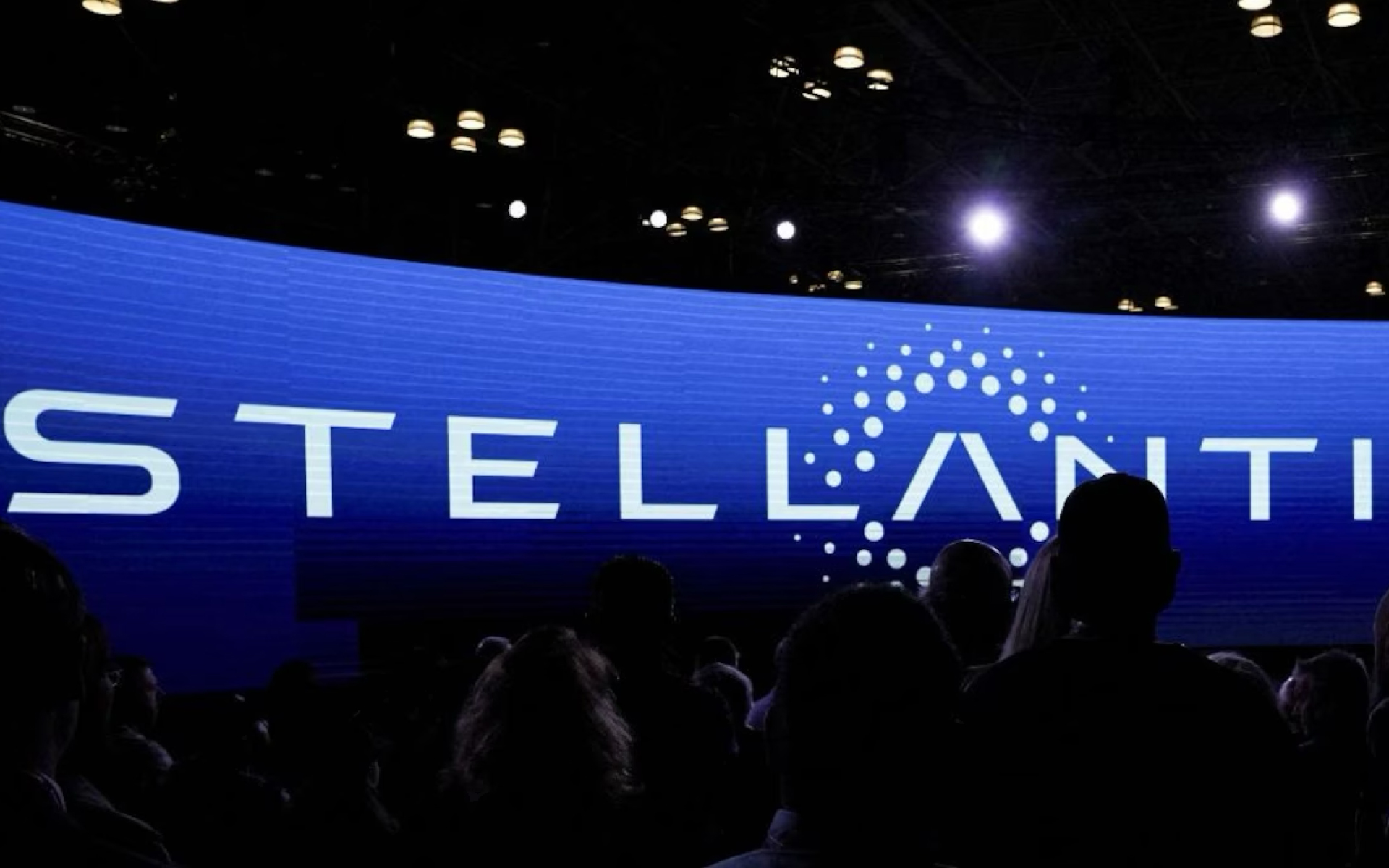 Stellantis, vendite in aumento del 5,9% in Europa nel 2023. Elettriche +14%